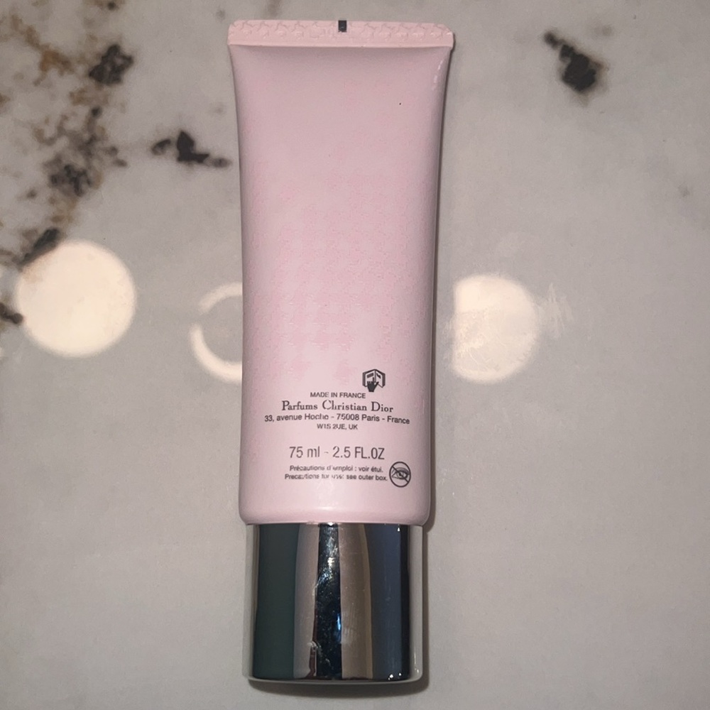 Dior Embroidered Pouch and Miss Dior Shower Milk/Rose Sorbet Body Gel set - Picture 6 of 8